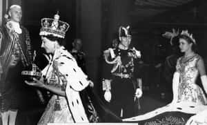 【地球放大鏡】國君登基時要準備什麼？各國王室大不同