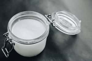 哈佛流行病學家：椰子油是「純正的毒藥」