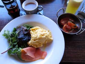 和女生吃飯不OK  男子在沙烏地阿拉伯吃完早餐被捕