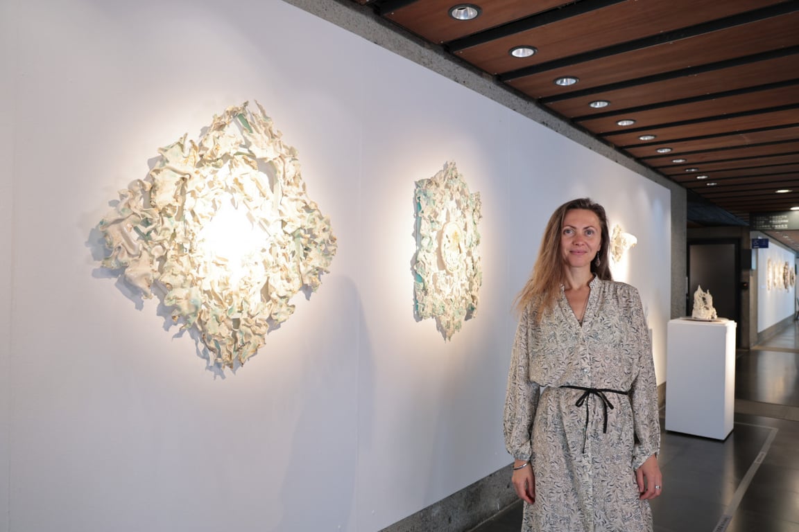 「起源—蘿拉．迪莫娃個展」　陶博館展出15組件作品
