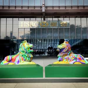 香港兩隻彩虹獅   恐同團體直喊好噁心