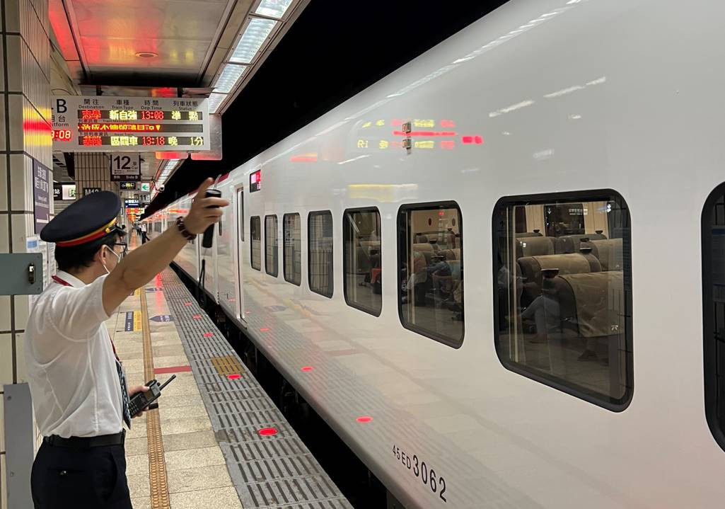 國慶連假台鐵再加開6班車　10/9凌晨0時訂票戰開打