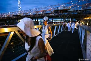 海南雞飯被看扁      星國部落客要辦「黑色晚餐」抗議