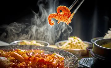 弘大（Hongdae）周邊必吃辣炒章魚 5 選！中毒系香辣名店一次網羅