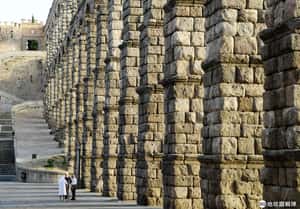 惡魔不能太和善  西班牙雕像救觀光計畫喊卡