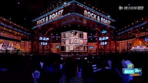 是脫口秀還是朗讀大會？面對嚴格的審核機制，中國喜劇演員只能苦笑