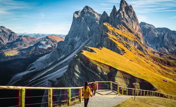 多洛米堤之美(1)五大必走輕健行路線，沉浸在北義絕美山景中