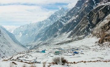 Langtang Valley Trek – Lakes, Mountains, and Sherpa Culture