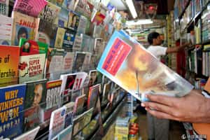 不滿政府坐視穆斯林吃牛被殺   印度文壇大老退還國家文藝獎