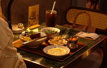 台中昭和系咖啡館｜不限時咖啡廳 X控肉飯X布丁   店貓專屬位子是VIP才能選