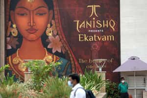 跨宗教婚姻就是「愛情聖戰」？ 印度珠寶商廣告遭群起抵制