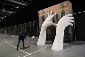 【永遠想不到的地球 24小時】11/29  從地上生出來的一雙手