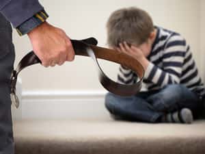 受虐兒童基因會記憶，至少遺傳三代