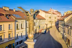 立陶宛的「國中之國」　宣揚藝術、自由、愛貓狗的對岸共和國