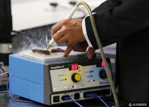 智慧手術刀，開刀時能即時辨識組織