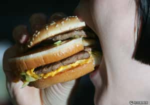 美研究：卡路里標示對打擊肥胖幫助不大