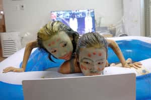 【地球 24小時】07/18 玩泥巴即是正義