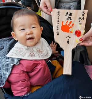 日本新手爸媽最夯流行：用存摺記寶寶出生體重