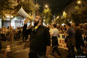 漫天怒火  希臘民眾丟汽油彈激烈抗議撙節案