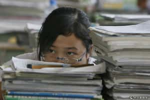 英校長：中國教育奪走孩子獨特性