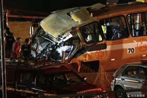 世足賽犧牲基礎建設 路橋坍塌釀死傷