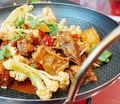 小巨蛋聚餐推薦【皇宴天成】精緻中式料理｜令人上癮的的功夫菜！從乾鍋牛腩、夫妻肺片、泡椒臭豆腐到酸菜魚湯~震撼味蕾，台北尾牙與聚餐首選│台北捷運美食地圖
