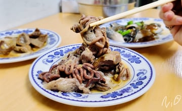 [嘉義朴子]樸仔腳草魚粥。薑絲草魚湯/蒜蓉川燙虱目魚皮/麻油豬佛/滷豆豉虱目魚腸