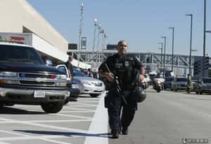 洛杉磯機場傳槍響釀1死1重傷