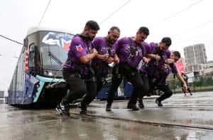 【地球 24小時】10/24 不可能的任務：「人力車」