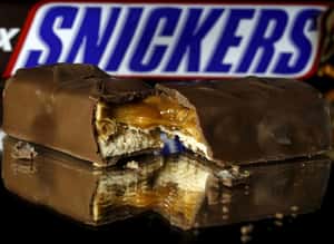 士力架巧克力也恐同？西班牙分公司新廣告挨批