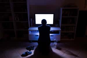 日本 50萬年輕人成繭居族，大多出自高收入家庭