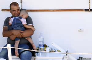 義大利移民引爆示威潮