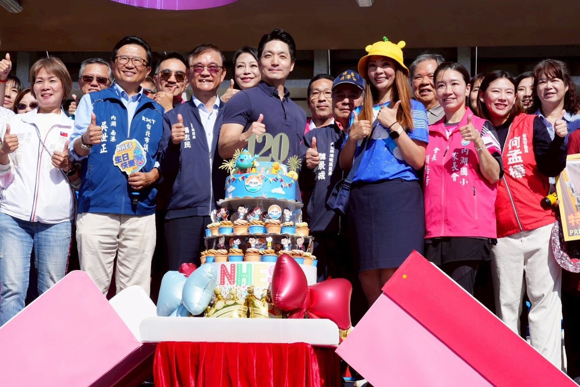 蔣萬安出席五常、內湖國小校慶　宣布教育預算增43億創新高