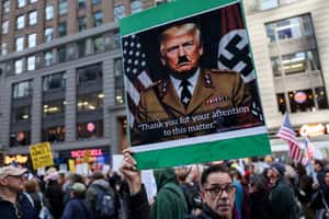 「不要國王！」美國700萬人抗議川普強硬政策、捍衛民主　川普化身AI國王反擊