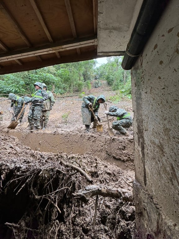 季連成政委視察宜蘭蘇澳復原進度 肯定軍民整合高效率 加速鳳凰颱風災後清理