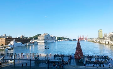 基隆住宿│基隆港景第一排「中華郵輪文旅」下樓就是基隆廟口夜市、住宿送刀療，房裡就能看到榮耀號MSC郵輪│基隆火車站周邊住宿