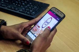 內亂讓女性開始在家工作  利比亞興起外賣APP