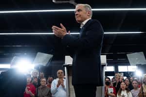 加拿大大選結果出爐　川普「助攻」下突破逆勢，卡尼領自由黨四度拿下執政權