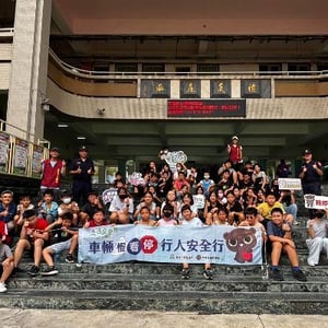 公路局高雄市區監理所