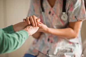 做到送醫院、待遇形同牲畜　英國「現代奴隸」受害人數攀升，新移民法案雪上加霜