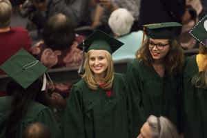 太貴讀不起！歐洲的「免學費」大學漸漸成為美國學生的求學選項