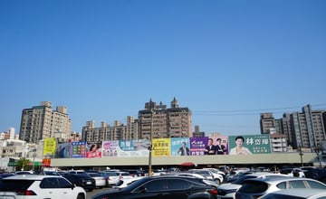 高雄自由黃昏市場｜美食七選（上）那個牛肉丸真的太誇張了