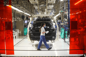 工業巨人跌落神壇？德國製造業陷危機：車廠裁員、AI落後、能源短缺