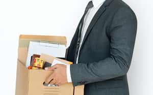 可以把公司的免費餐券拿去買個人用品嗎？Meta開除逾20名員工，引發職場道德爭議