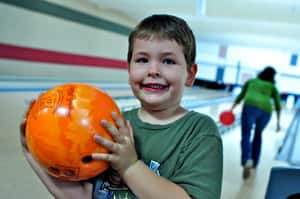 法庭之上，那顆可能改變一切的「保齡球」