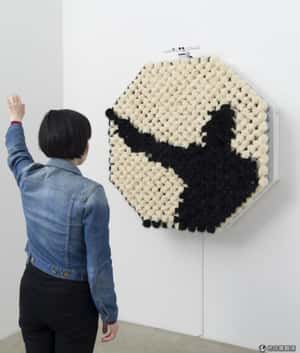 如影隨行！互動裝置藝術家Daniel Rozin為鏡中的你創造新生命