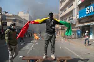 西非天堂風雲變色 塞內加爾街頭示威不斷