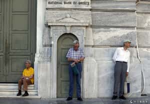 「粗暴卻真實」   女街友眼中的希臘