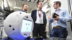 「對我好一點」來見見國際太空站的失控AI