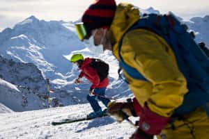 英式絕地大逃亡：200旅客拒絕隔離 連夜逃出瑞士滑雪勝地(12/31更新)